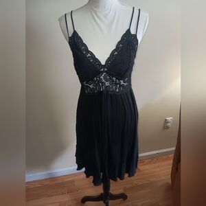 Victoria's secret black women's large new with tag